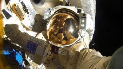 В «Роскосмосе» назвали дату выходу космонавтов в открытый космос