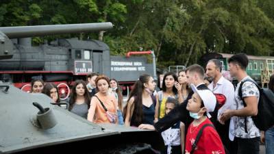 Более 200 экскурсий проведут в Москве ко Дню туризма