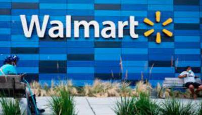 Walmart поднимет минимальную зарплату сотрудников до $12 в час