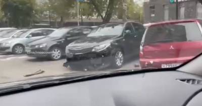 Пьяный водитель каршеринга протаранил шесть машин в Москве