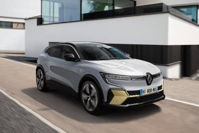 Новый Renault Megane E-Tech Electric стал полностью электрическим кроссовером