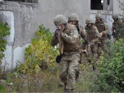 Украинские военные проведут стрельбы на полигоне возле админграницы с Крымом