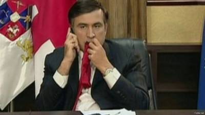 Пушков посоветовал премьеру Грузии, какой галстук подойдет Саакашвили