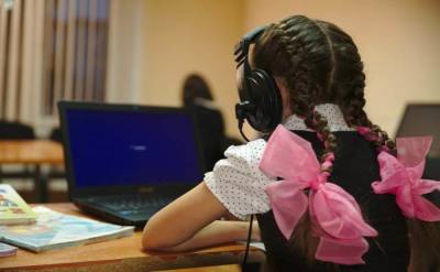 Три сценария: в МОЗ Украины назвали условия для перехода школ на дистанционное обучение