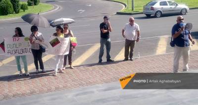 Прокуратура возбудила дело - жители "Физгородка" в Ереване требуют остановить застройку