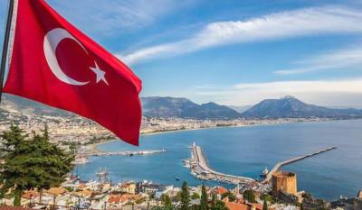 Турция ввела новые COVID-ограничения для туристов