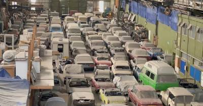 В пыли и помете: коллекция уникальных авто стоимостью почти 1,4 миллиона долларов выставлена на продажу (видео)