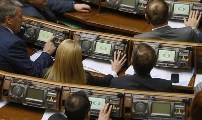 Никита Потураев - Раде осенью необходимо разобраться с "поправочным спамом", из-за него никакую реформу нормально не проведешь, - "слуга народа" Потураев - novostiua.news - Украина