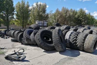 С улиц Волгограда отправили на переработку 50 тонн старых автопокрышек