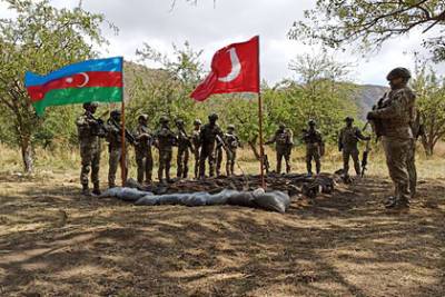 В Карабахе начались военные учения Азербайджана и Турции
