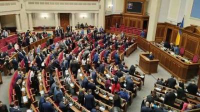 Зеленский шантажирует Раду роспуском, чтобы принять закон об олигархах и уволить Разумкова