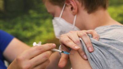 Иммунизация детей младше 12 лет: педиатры против «off-label»-прививок