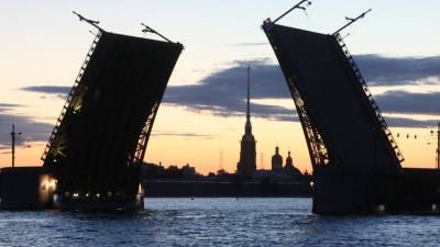 Санкт-Петербург отметил 30-летие со дня возвращения исторического названия
