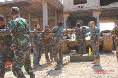 Сирийский военный погиб в Идлибе в результате артобстрела боевиков