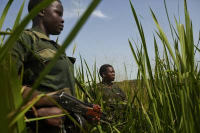 Расстреливали и рубили мачете: В ДР Конго боевики ИГ убили 33 мирных жителя