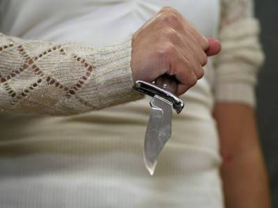 В карельском городе женщина напала с ножом на брата своего сожителя