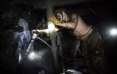 На оккупированном Донбассе оборвался трос в шахте, погибли 9 горняков