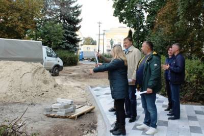 Депутаты проверили реконструкцию Верхнего горпарка в Рязани