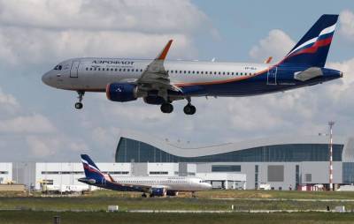 РБК: "Аэрофлот" отстранил шесть пилотов за отказ привиться от коронавируса