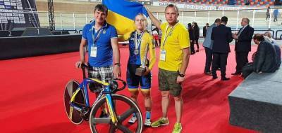 Украинка Билецкая выиграла две медали юниорского ЧМ по трековым велогонкам