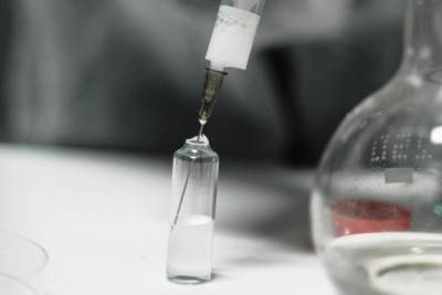 Некачественную вакцину от лептоспироза выявили в Псковской области