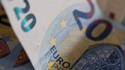 Курс евро поднялся до 87 рублей
