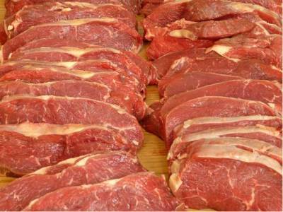 Россия в августе существенно нарастила импорт мяса птицы и свинины