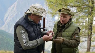 Путин и Шойгу отправились на отдых в Сибирь