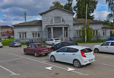 Бывший железнодорожный вокзал на Бору сдается в аренду за 260 тысяч рублей