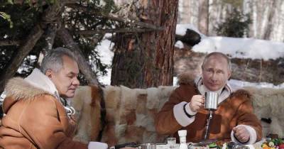 Путин устроил вояж в Сибирь с Шойгу