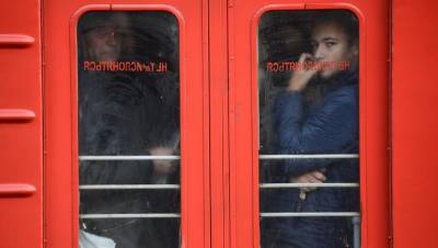 Количество пригородных поездов сократится в Петербурге с 17 сентября