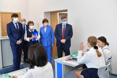 Министр просвещения России посетил новый учебный корпус школы в Удмуртии – Учительская газета