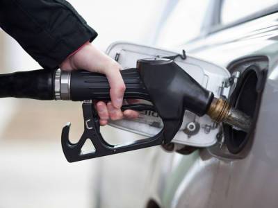 Институт потребительских экспертиз: "БРСМ-Нафта" проще судиться с экспертными организациями и журналистами, чем отказаться от продажи некачественного топлива