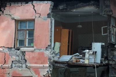 Власти Челябинска обещают до конца сентября выплатить деньги жителям рухнувшего дома