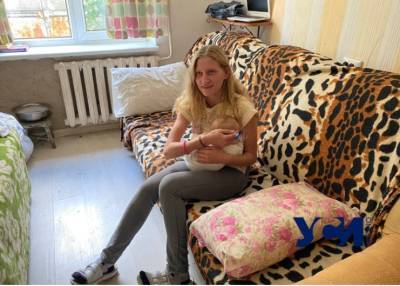 Одесситка жила с грудным ребенком на игровой площадке: четыре версии случившегося - odessa-life.od.ua - Украина - Одесса