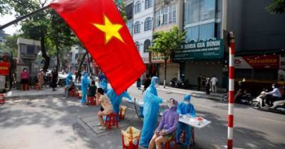 Заразил 8 человек: во Вьетнаме мужчину приговорили к 5 годам за нарушение карантина