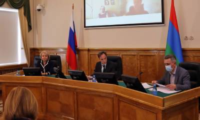 Карельские парламентарии поддержали инициативу главы республики о единовременной выплате на строительство собственного дома
