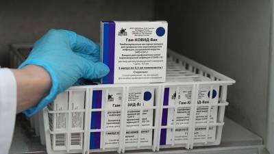 Мурашко заявил о достаточном запасе вакцин от СOVID-19 в регионах