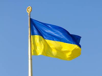 В Мариуполе подросток поджег флаг Украины и выложил фото в Instagram. Его будут судить