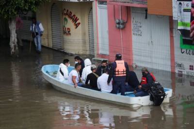 Число жертв наводнения в Мексике возросло до 17 человек