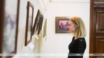 "Живые" линии образов: выставка графических работ Андрея Бодрова открывается в Гомеле