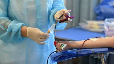 Названа категория людей, чаще всего становящихся донорами крови в Москве
