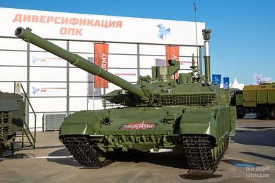 Т-90М со станцией оптической разведки испытают на учениях