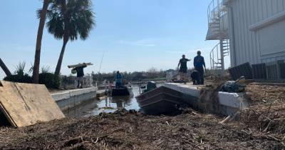 После урагана "Ида" более 400 тыс. домов в американском штате Луизиана все еще остаются без света