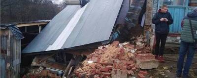 В деревне Караулово Нижегородской области из-за дождей начал разрушаться грунт под домами