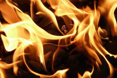 При пожаре в Донецке пострадал мужчина
