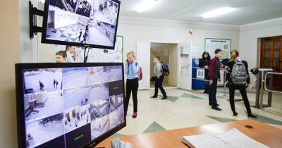В Москве захотели внедрить систему распознавания лиц в школах