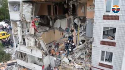 Спасатели ищут трех человек под завалами дома в Ногинске