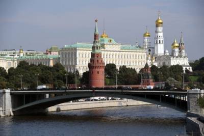 Песков заявил, что Кремль готов обсуждать предложения СМИ об изменениях закона об иноагентах