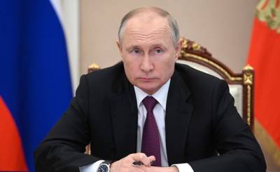 Путин выразил глубокие соболезнования в связи с гибелью главы МЧС Зиничева